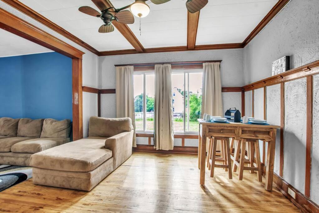 Park Place Suites Буффало Экстерьер фото